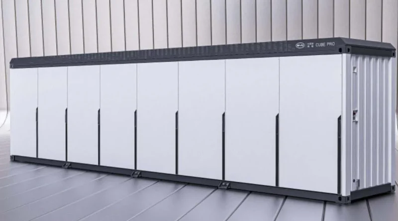 BYD Conquista Gigantesco Contrato de 11,3 GWh para o Maior Projeto Solar+Armazenamento do Mundo